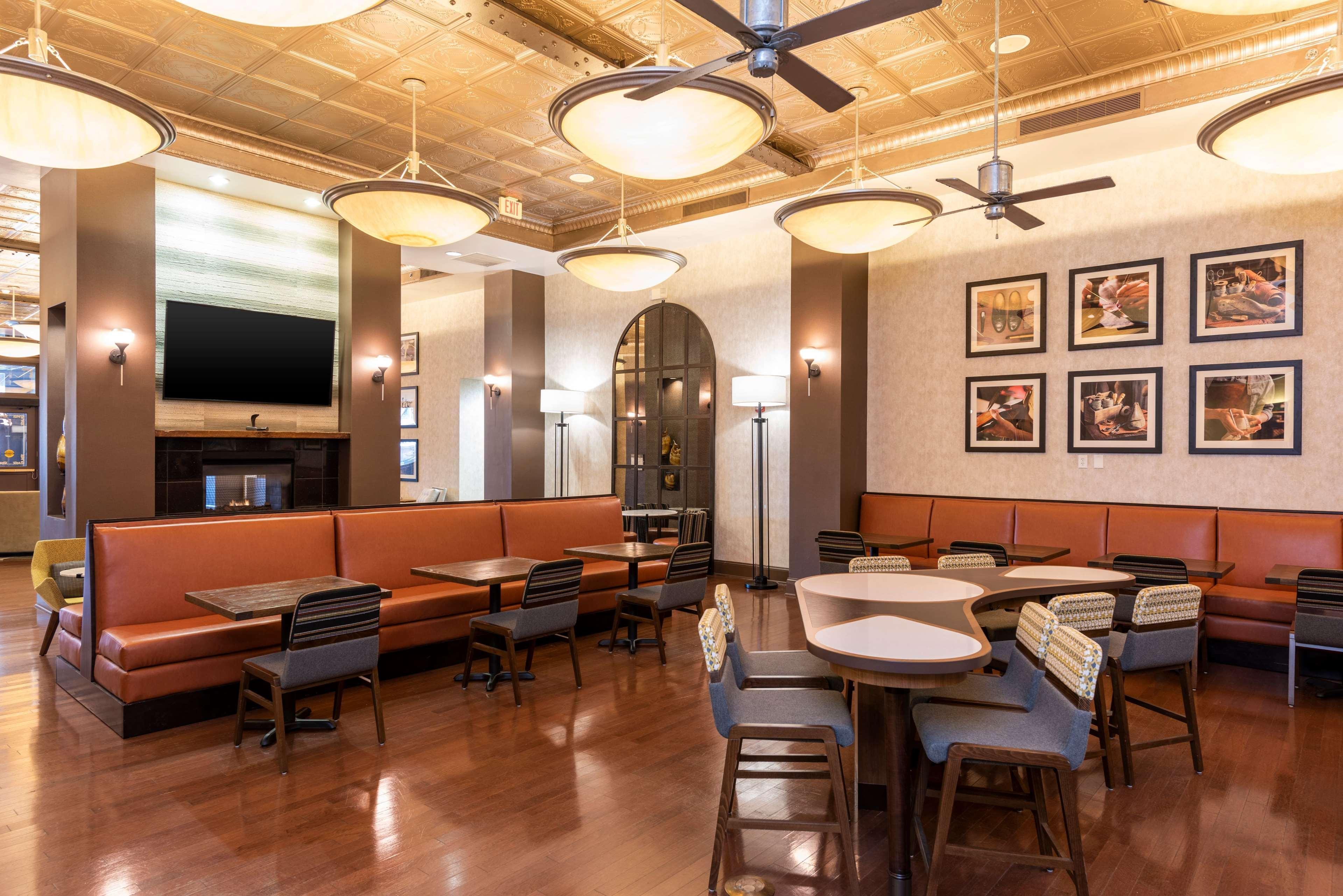 Homewood Suites By Hilton Indianapolis Downtown Εξωτερικό φωτογραφία