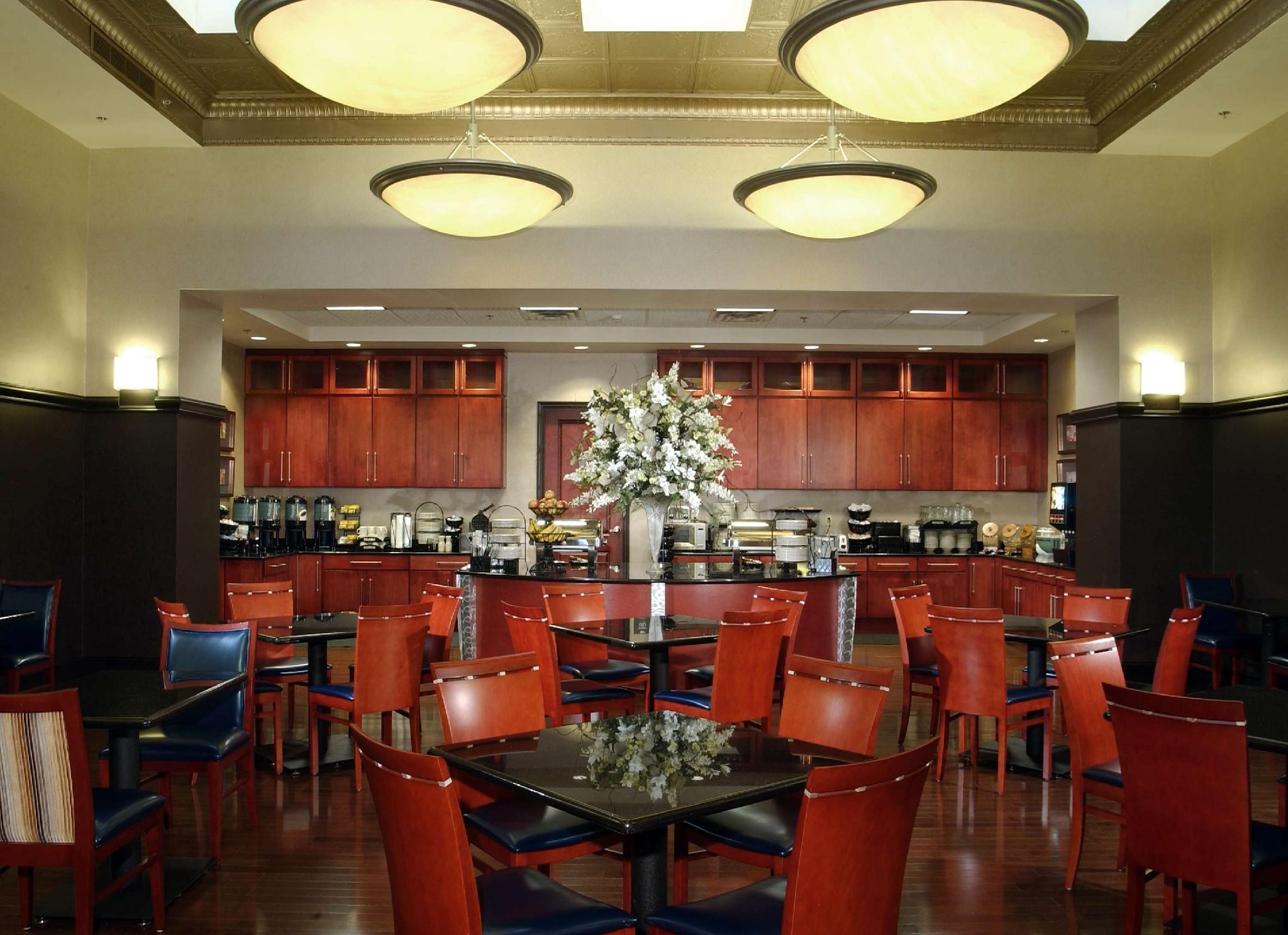 Homewood Suites By Hilton Indianapolis Downtown Εξωτερικό φωτογραφία