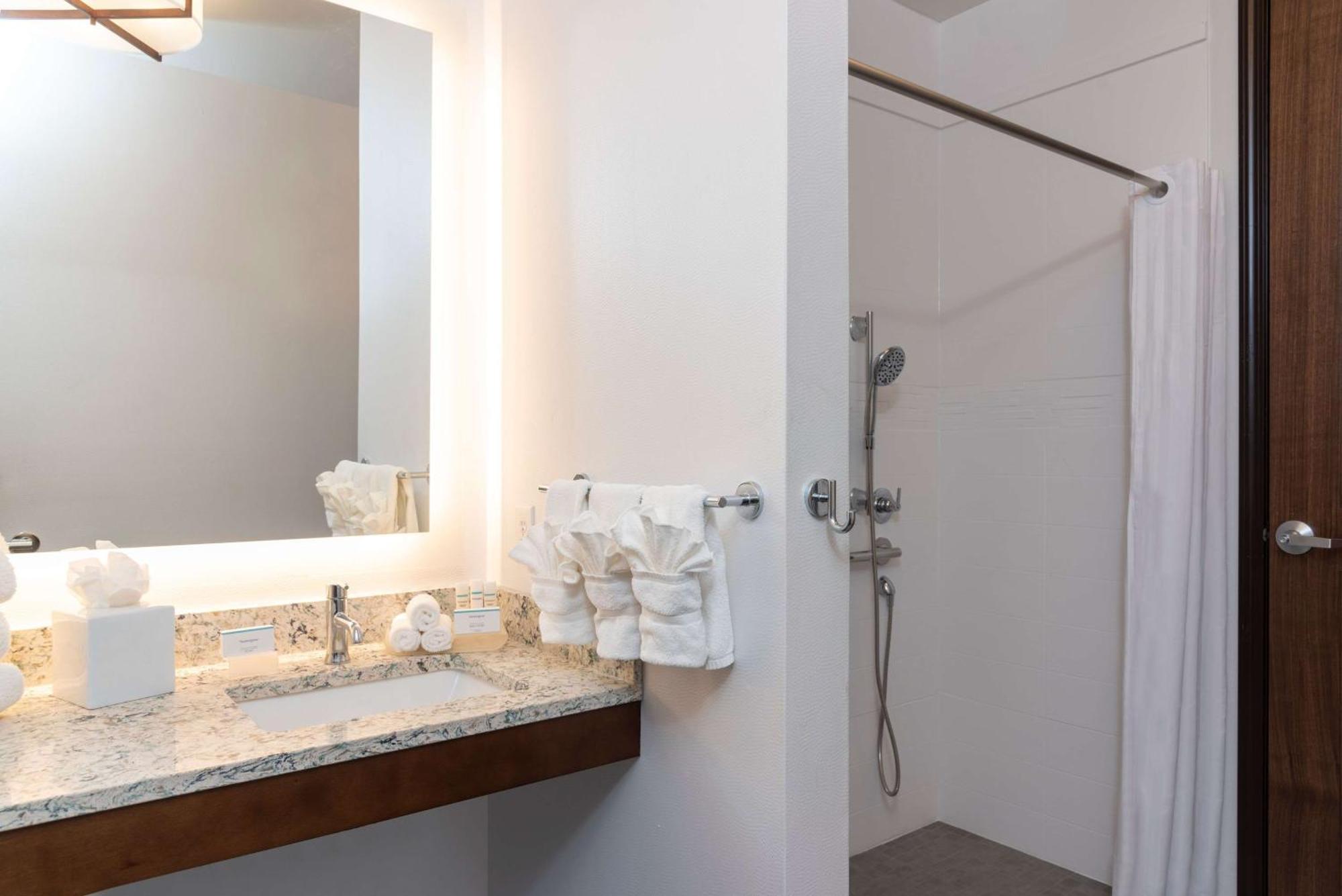 Homewood Suites By Hilton Indianapolis Downtown Εξωτερικό φωτογραφία