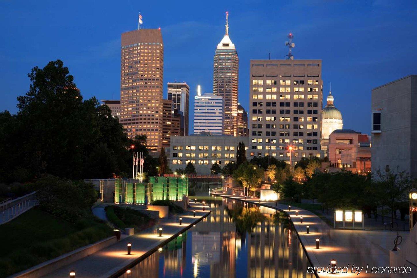 Homewood Suites By Hilton Indianapolis Downtown Εξωτερικό φωτογραφία