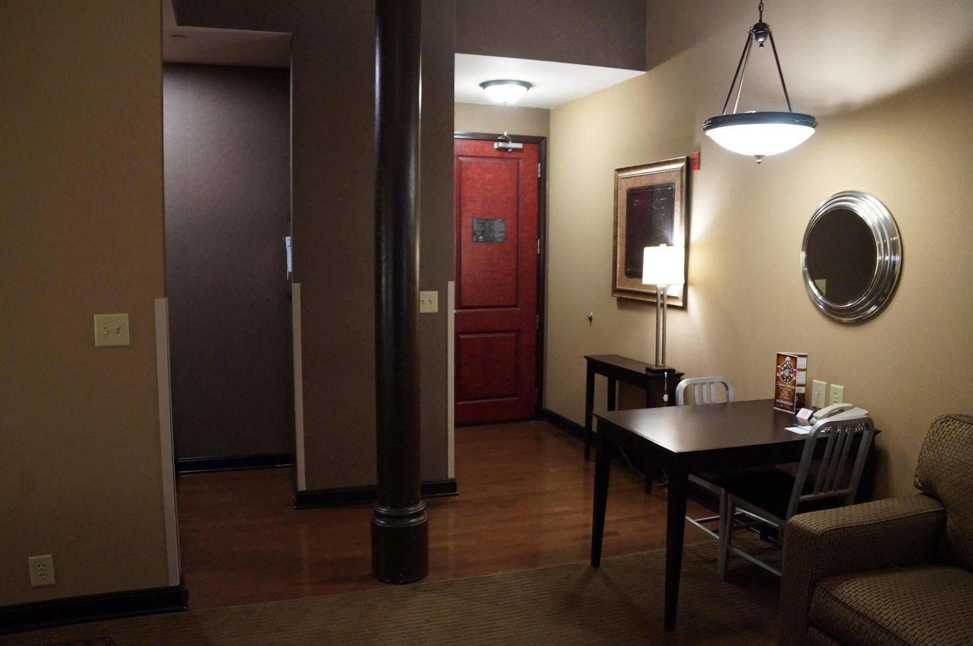 Homewood Suites By Hilton Indianapolis Downtown Εξωτερικό φωτογραφία
