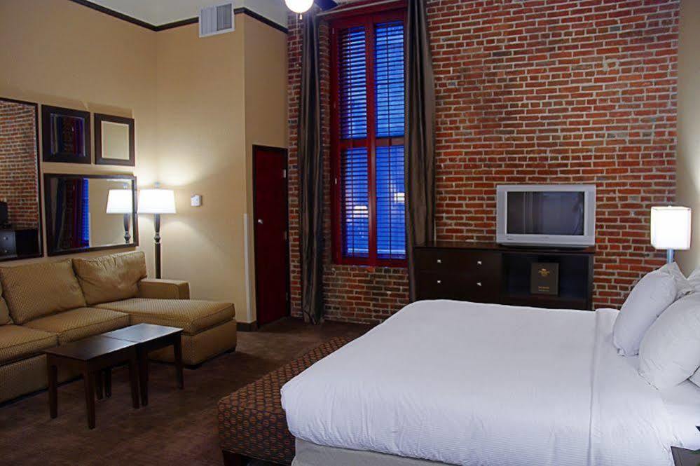 Homewood Suites By Hilton Indianapolis Downtown Εξωτερικό φωτογραφία